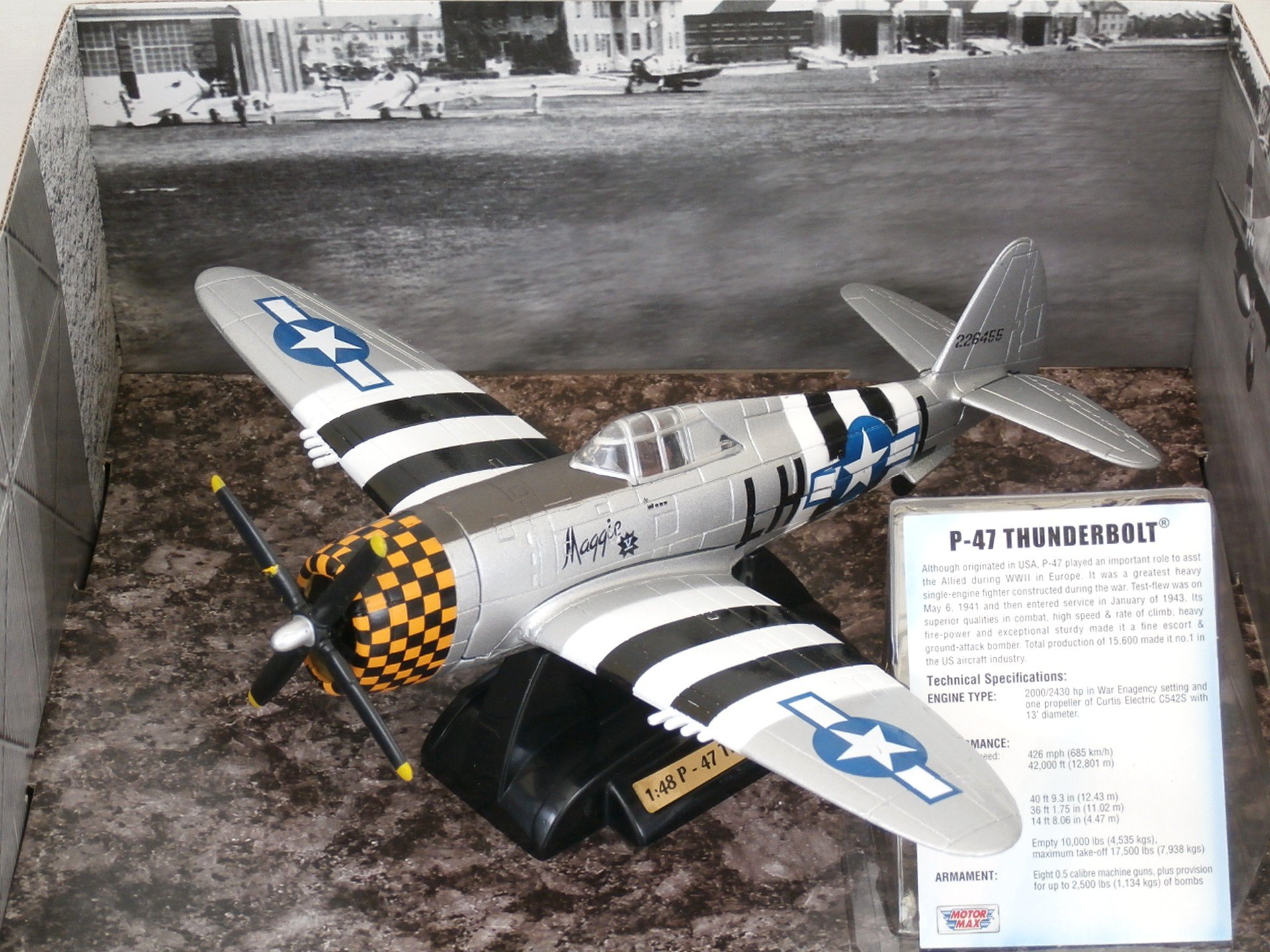 ミリタリー P-47 THUNDERBOLT 1/48 / MOTOR MAX Amazon | モーターマックス 1/48 P-47 サンダーボルト ダイキャスト